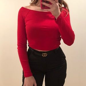 Cropped off the shoulder long sleeve top.